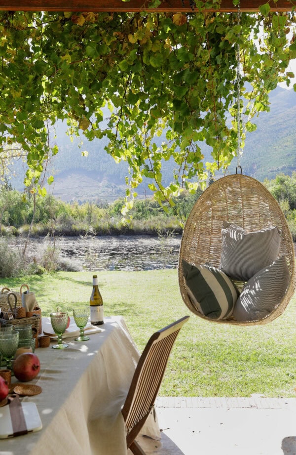 Hanging Chair Pod - Image 3