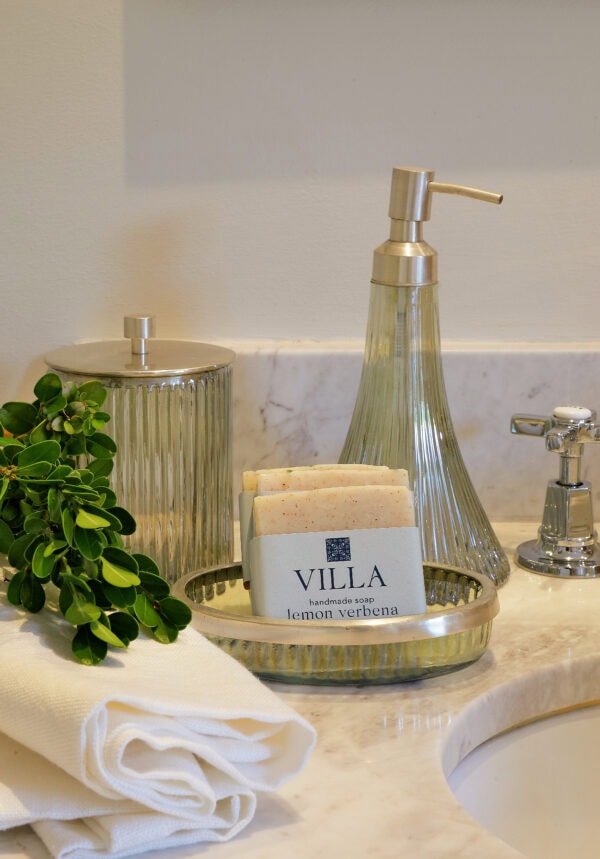retro soap dish next to a basin
