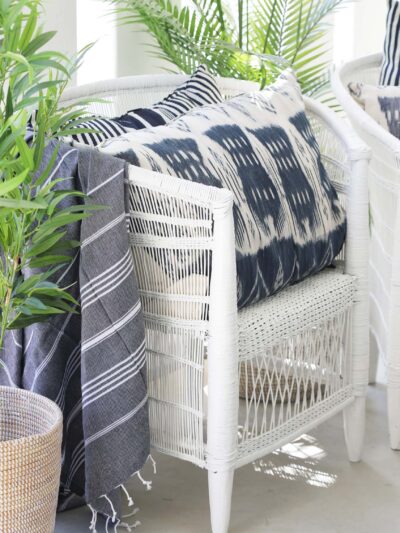 outdoor villa chair inspiration