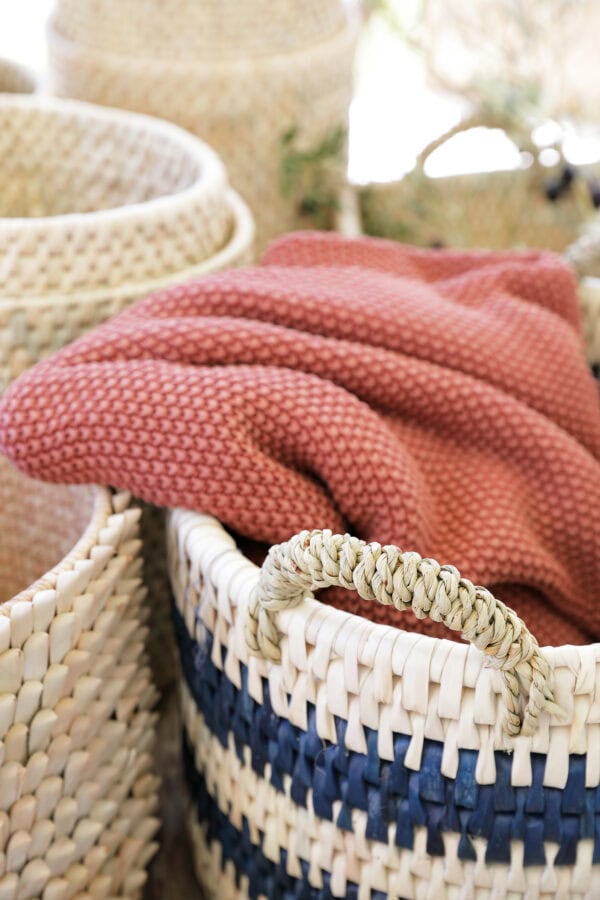 Umtsala Black and Natural Basket - Image 2
