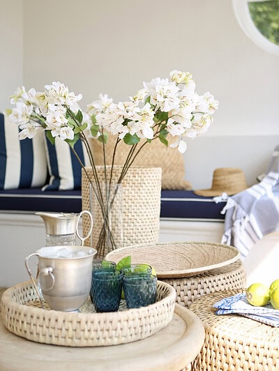 Bougainvillea Spray White